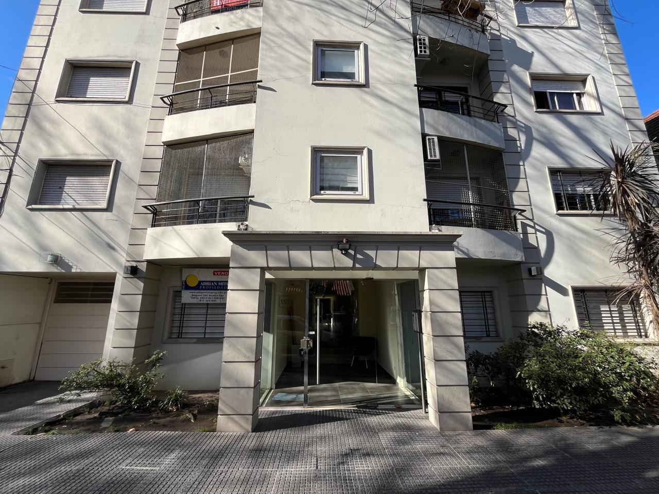 #5315243 | Venta | Departamento | Banfield (B&B Bonatti • Barretta Brokers)