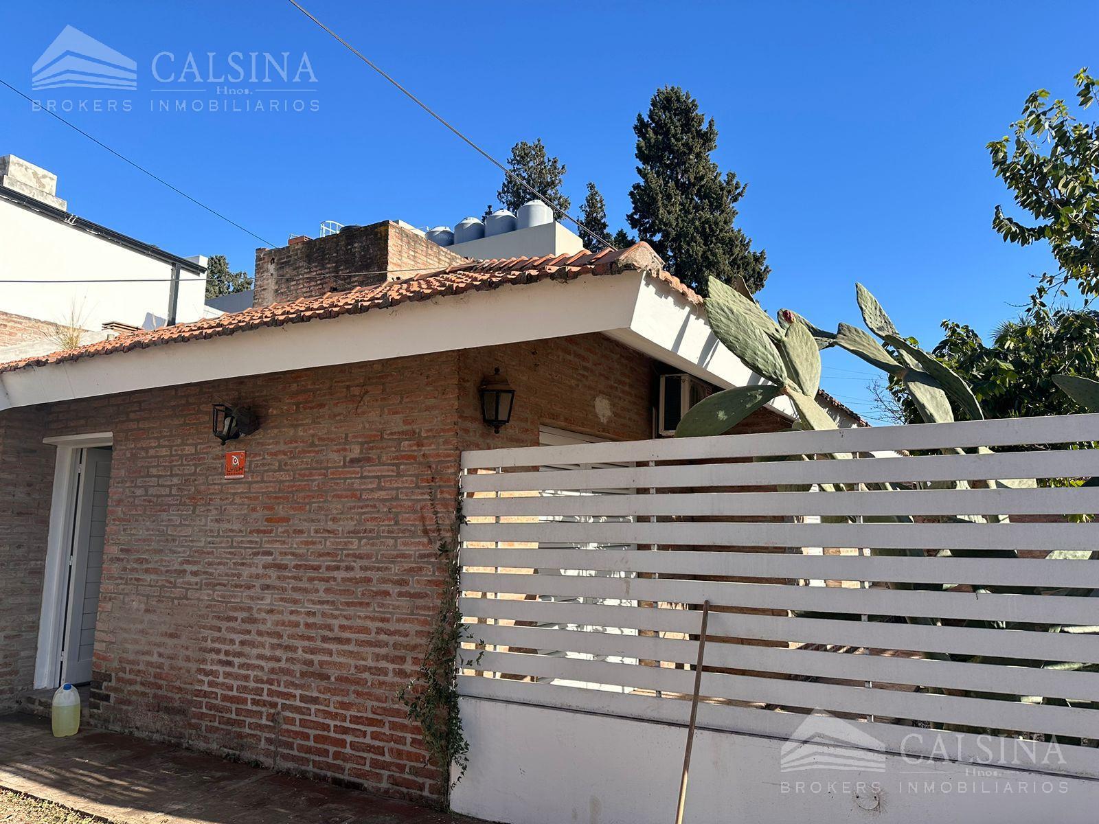 #5309054 | Alquiler | Casa | Cerro De Las Rosas (Inmobiliaria Calsina Hnos.)