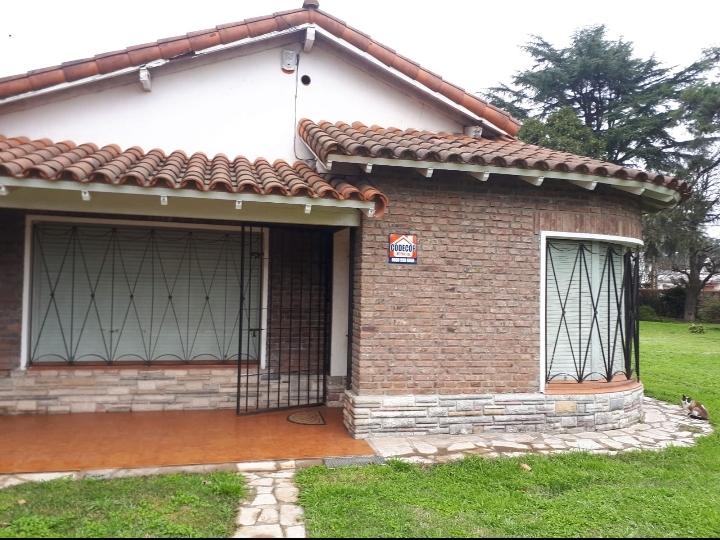 #5310044 | Venta | Casa | Longchamps (Estudio Yacoub)