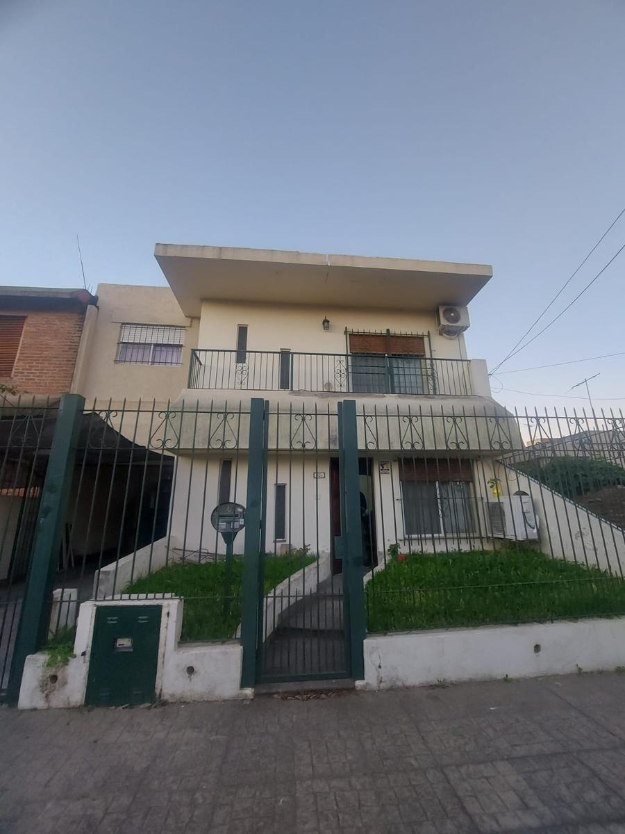 #5310518 | Sale | House | Bella Vista (diego swirido negocios inmobiliarios)