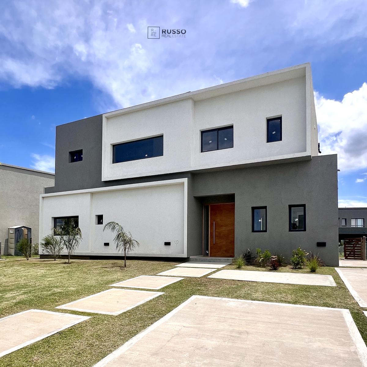 #5313638 | Venta | Casa | Acacias Blancas (RUSSO REAL ESTATE)