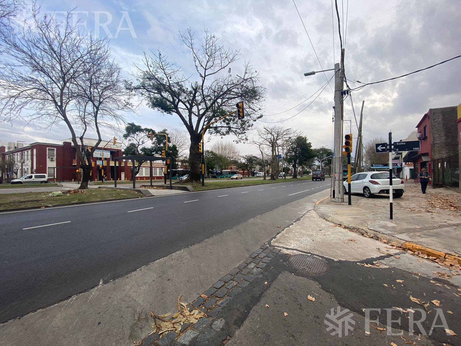 #5330126 | Venta | Local | Sarandi (Fera y Asociados)