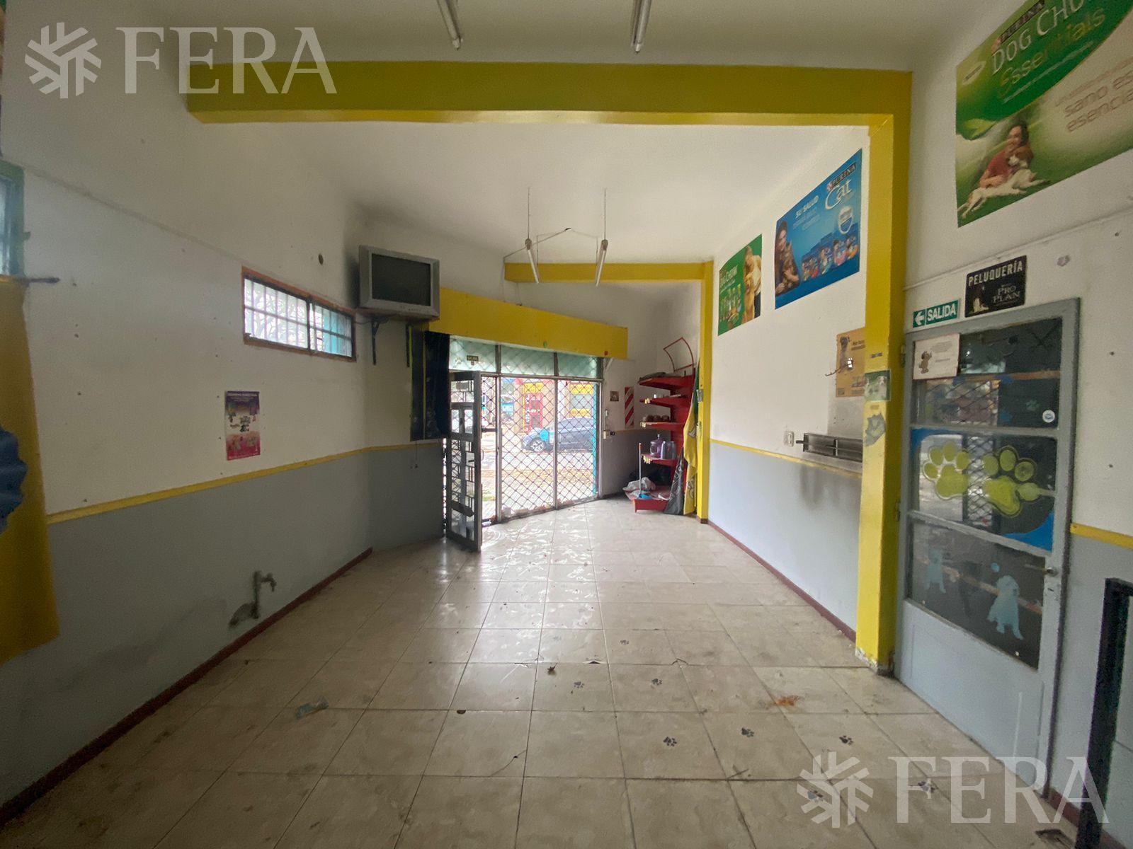 #5330126 | Venta | Local | Sarandi (Fera y Asociados)