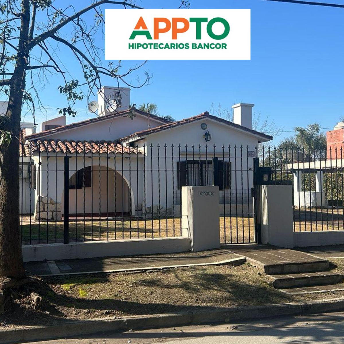 #5461262 | Venta | Casa | Arguello (RUÉ Negocios Inmobiliarios)