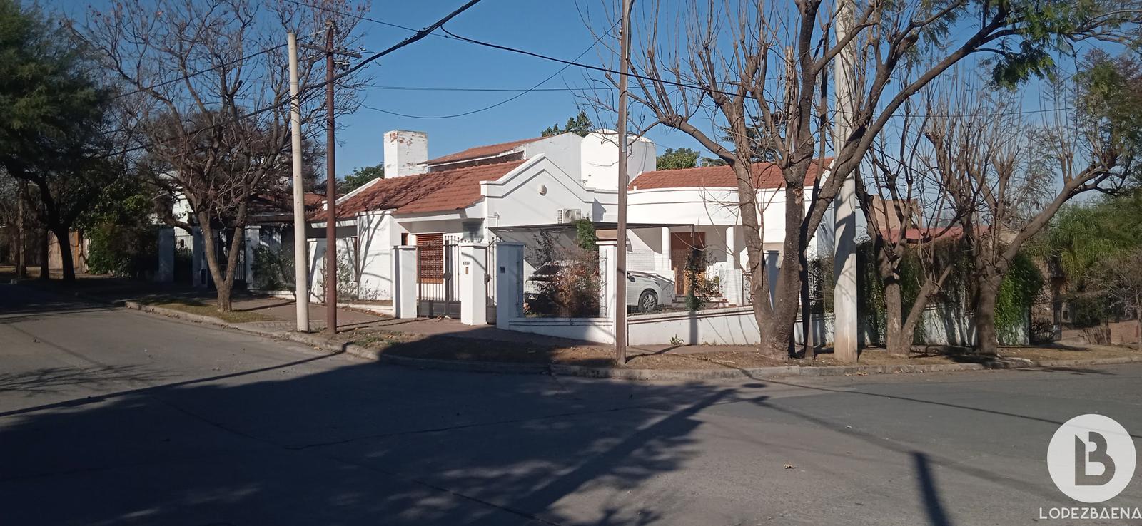 #5465660 | Venta | Casa | Arguello (López  Baena Propiedades)