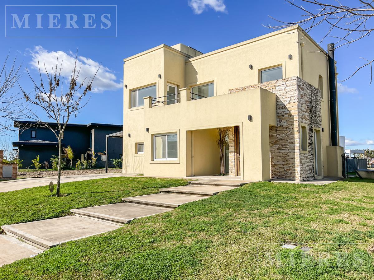 #4848812 | Venta | Casa | Las Araucarias (Mieres Propiedades)