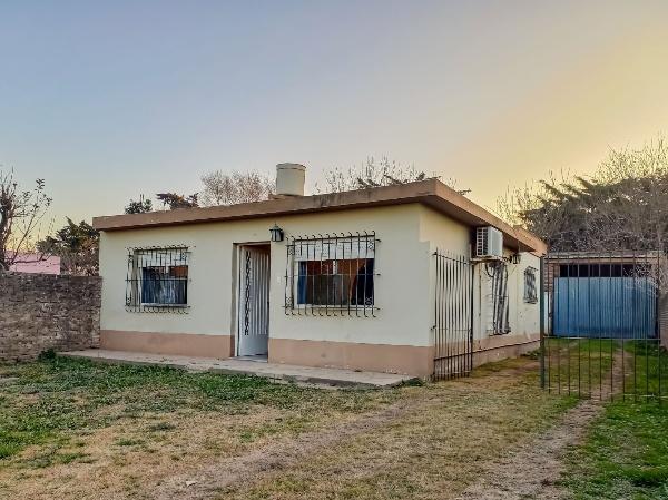 #5441826 | Venta | Casa | Carmen De Areco (Estudio Yacoub)