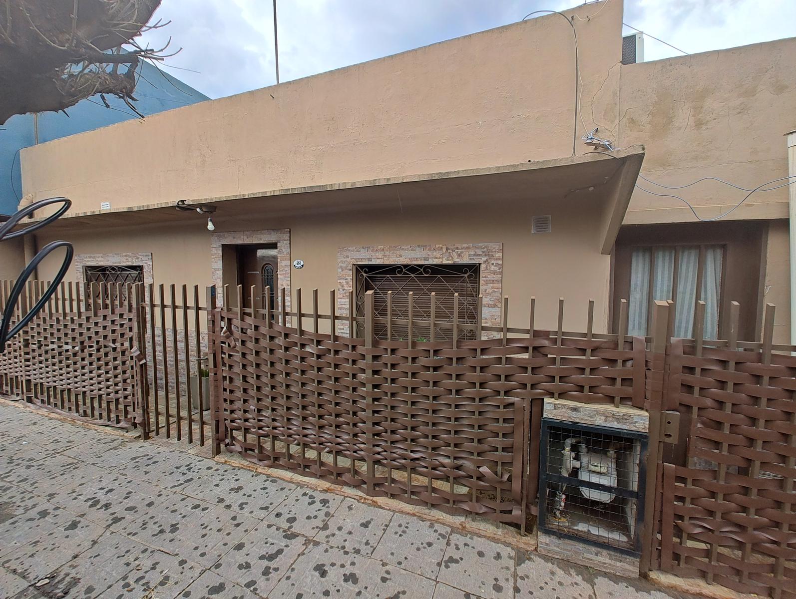 #5411253 | Venta | Casa | Isidro Casanova (Ferreyra Operaciones Inmobiliarias)