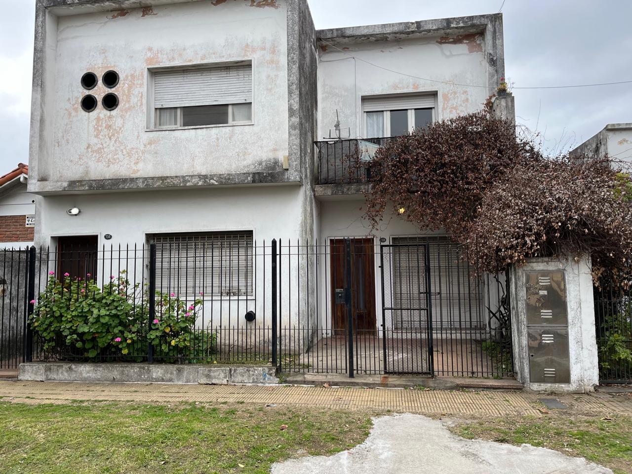 #5455076 | Venta | Casa | Turdera (RODRIGUEZ DRIMAL negocios inmobiliarios)