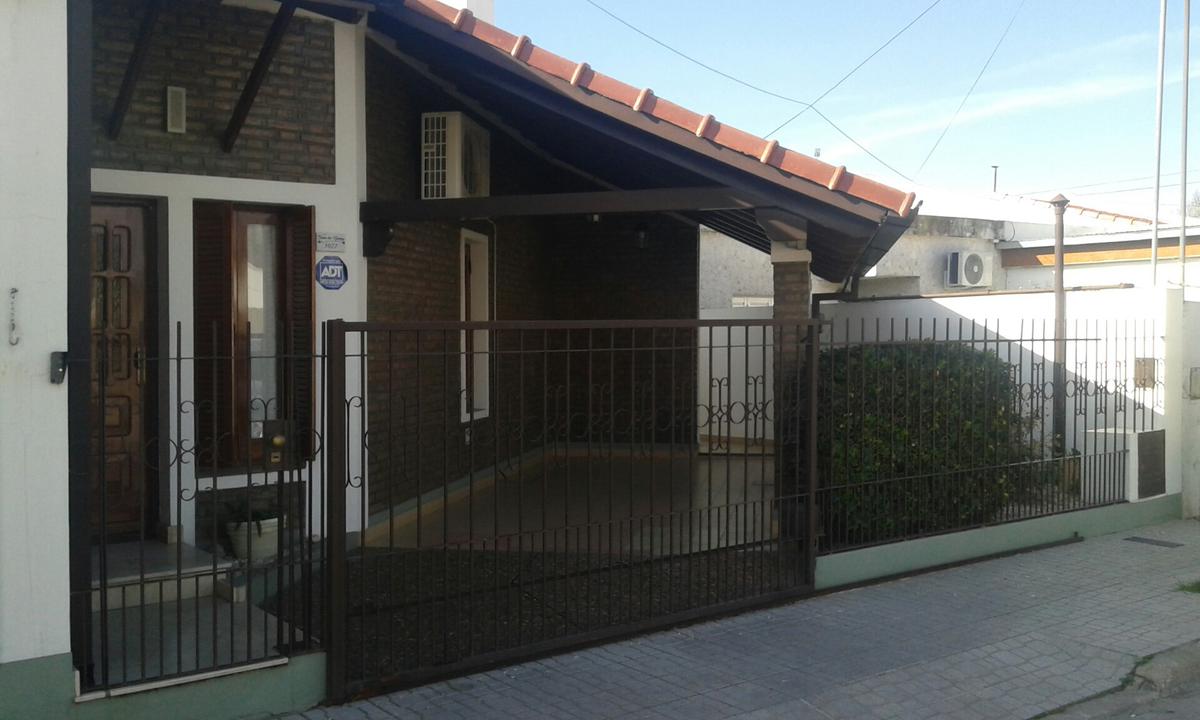 #3376235 | Venta | Casa | Villa Juan De Garay (CG Negocios Inmobiliarios)