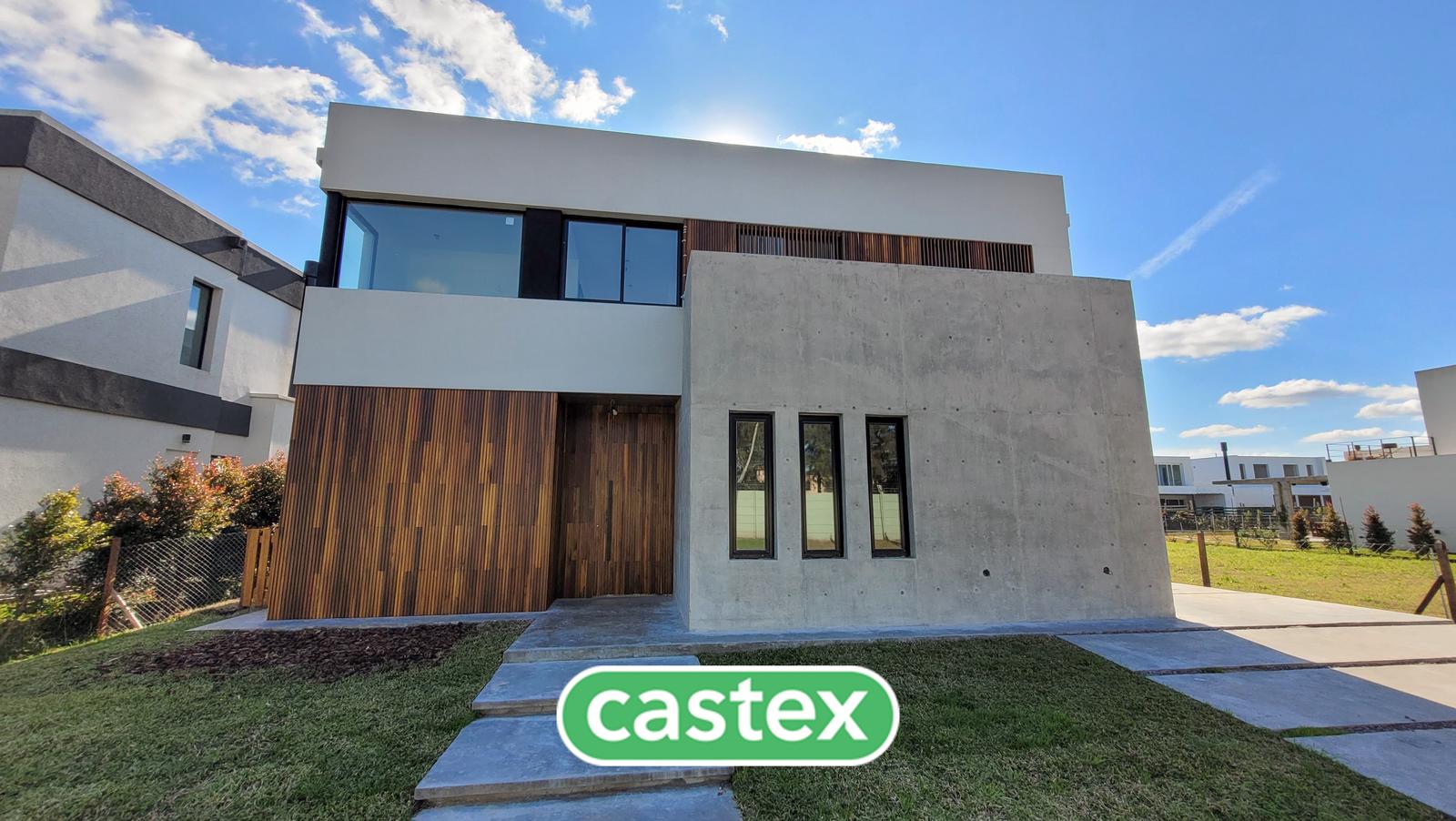 #5399848 | Venta | Casa | Los carpinchos (Castex Tigre)