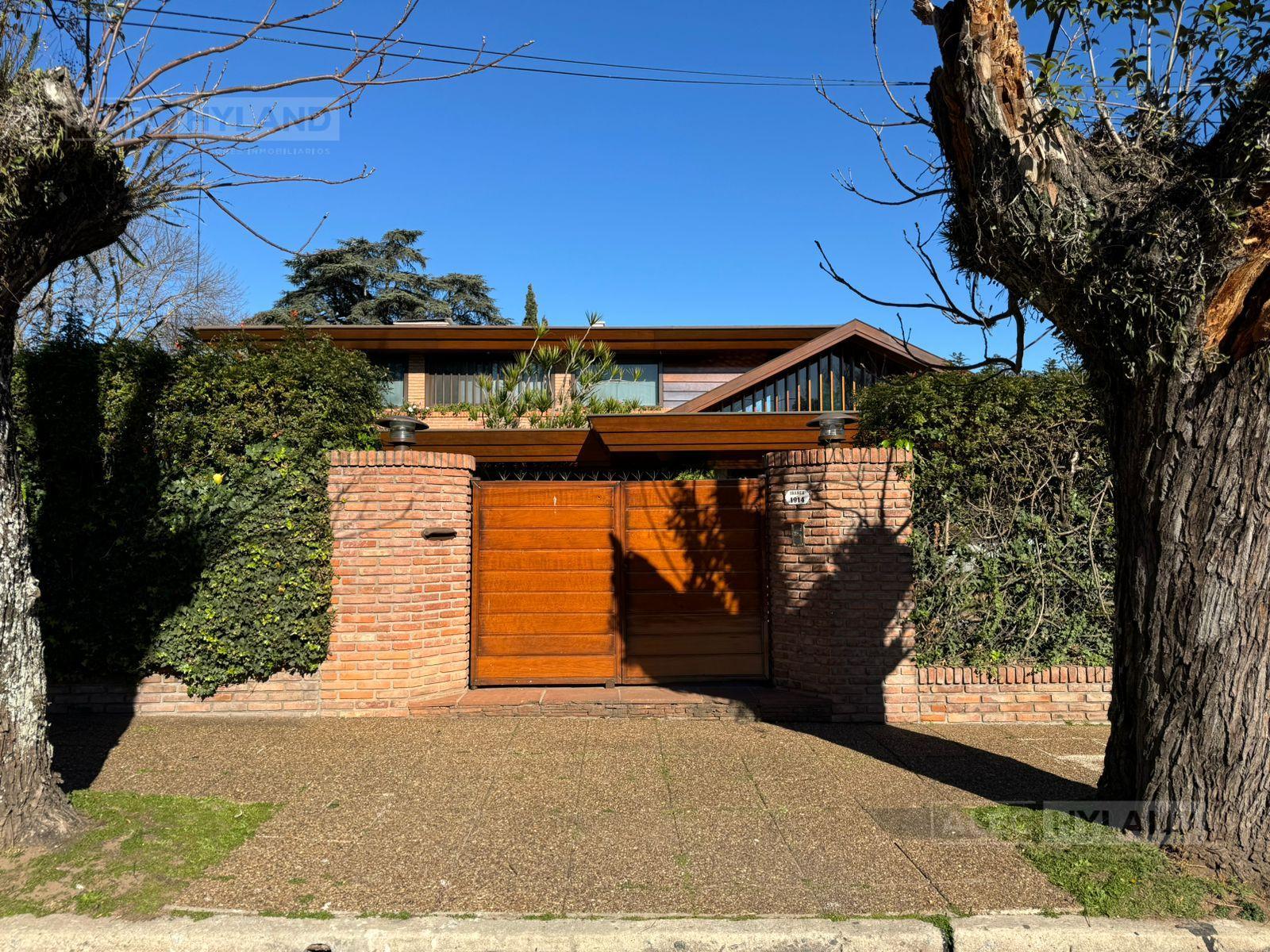 #5399757 | Sale | House | Beccar Vias / Libertador (ALEC HYLAND & ASOCIADOS)