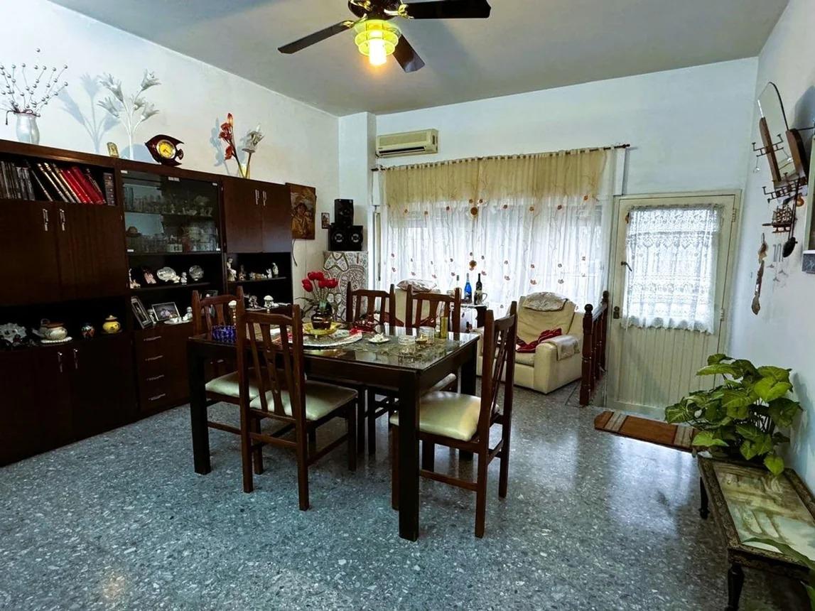 #5442471 | Venta | Casa | Paternal (Estudio Yacoub)