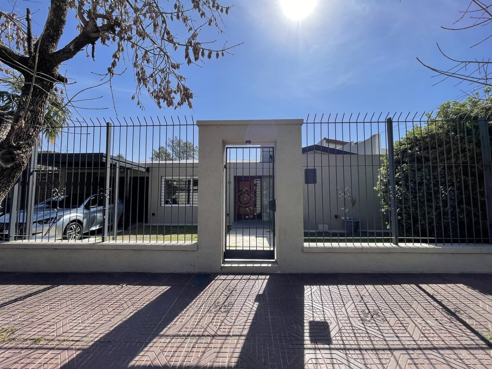 #5431846 | Venta | Casa | Cerro De Las Rosas (Sergio Villella)