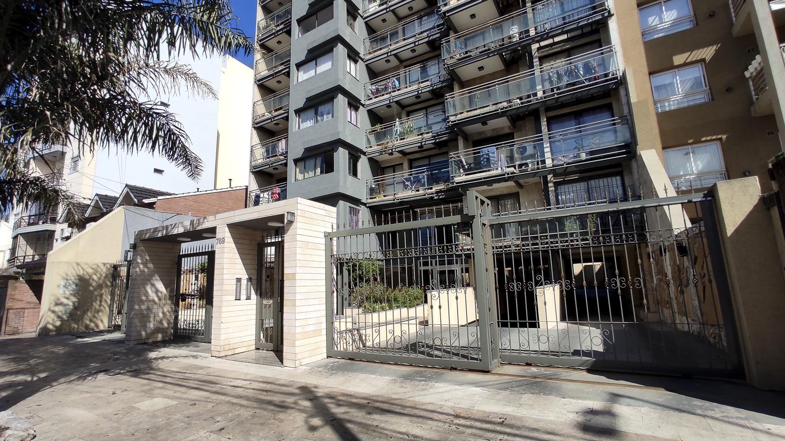 #5389801 | Venta | Departamento | Moron (SEBASTIAN PETRELLI ASESORES INMOBILIARIOS)