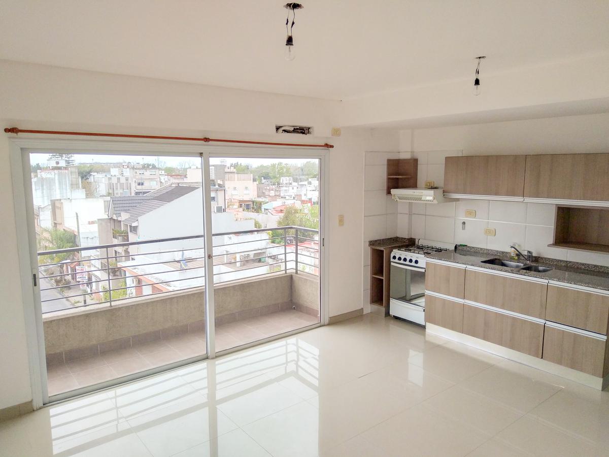 #5395943 | Alquiler | Departamento | Lanus Oeste (CORDOMI Propiedades)