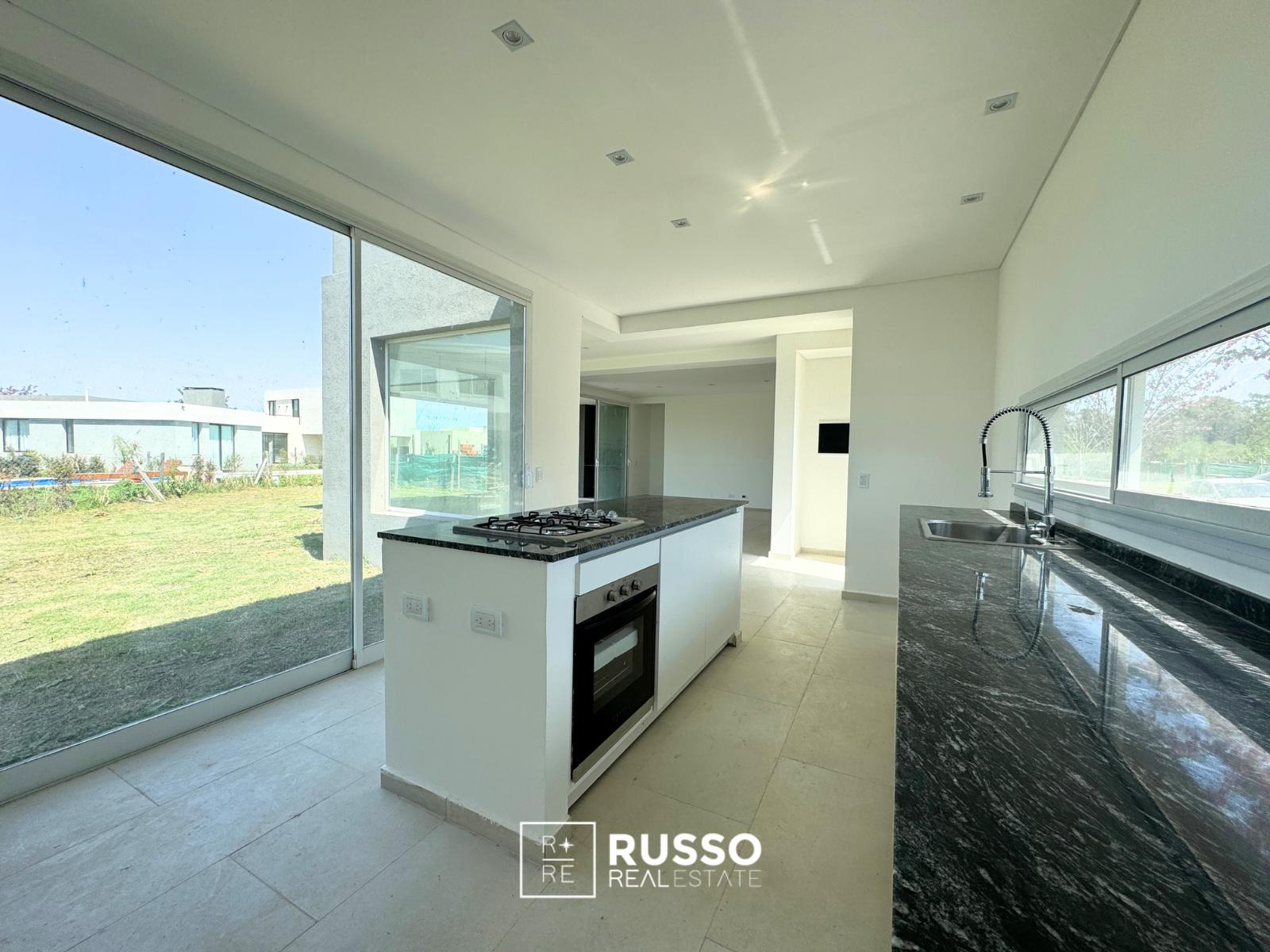 #5395603 | Venta | Casa | San Ramón (RUSSO REAL ESTATE)