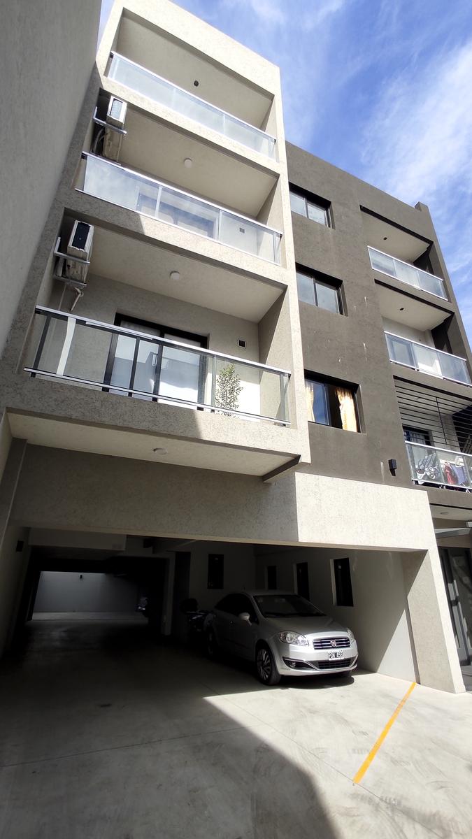 #5399725 | Venta | Departamento | Villa Luzuriaga (SEBASTIAN PETRELLI ASESORES INMOBILIARIOS)