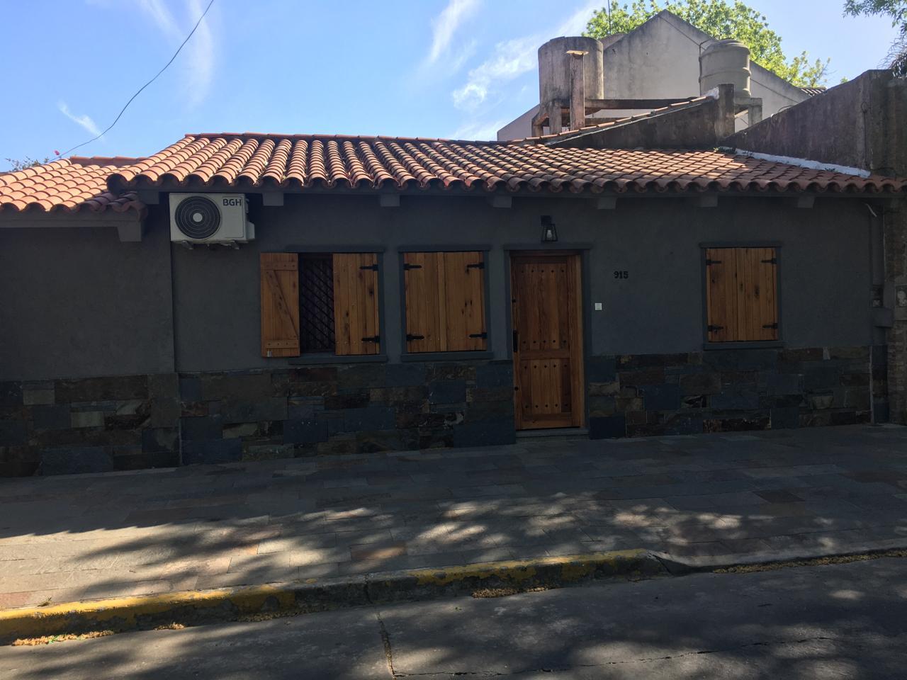 #5447695 | Alquiler | Casa | Temperley (Comito Brokers Inmobiliarios)