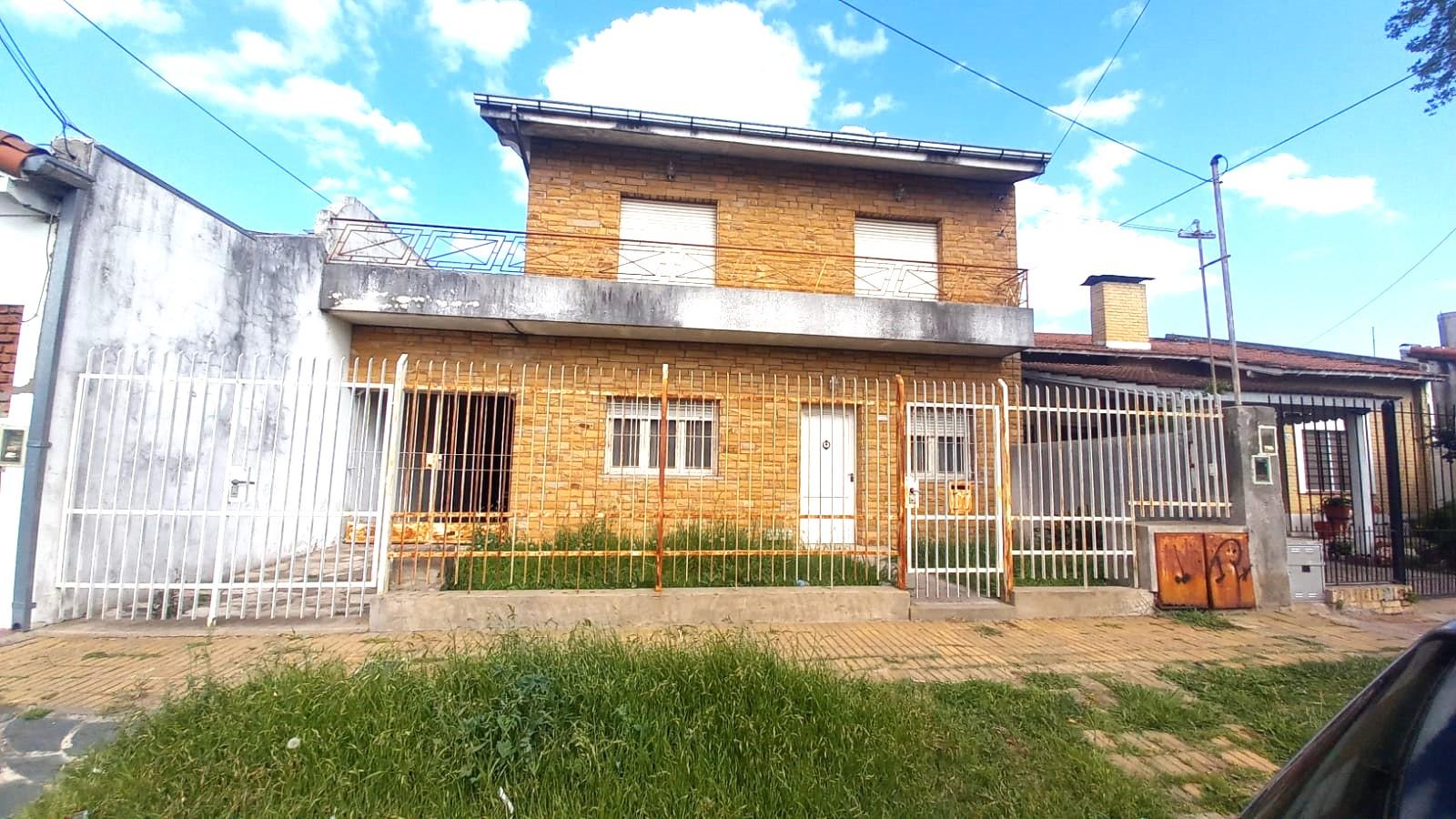 #5399591 | Sale | House | Villa Adelina (Rollan Propiedades)