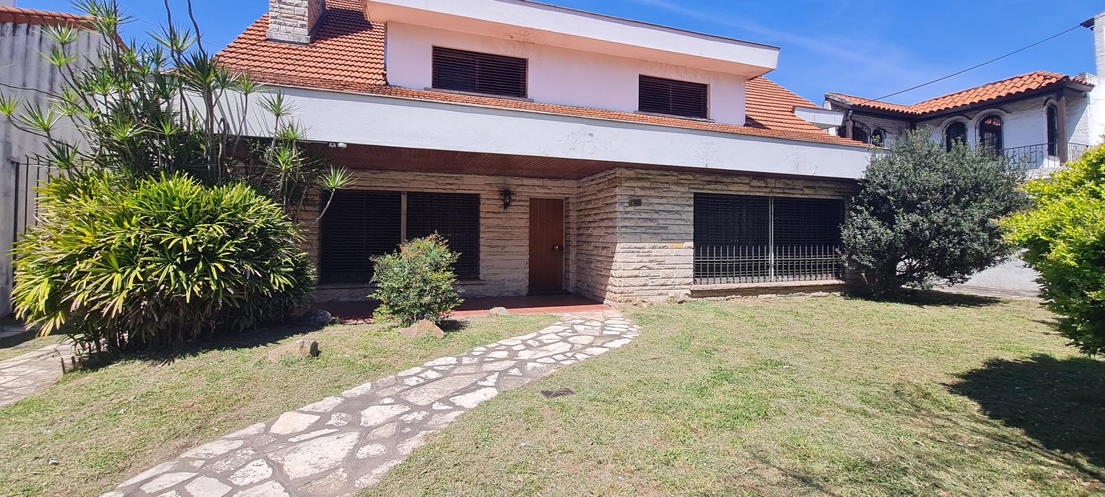 #5432856 | Venta | Casa | Florida (M. Parrinello)