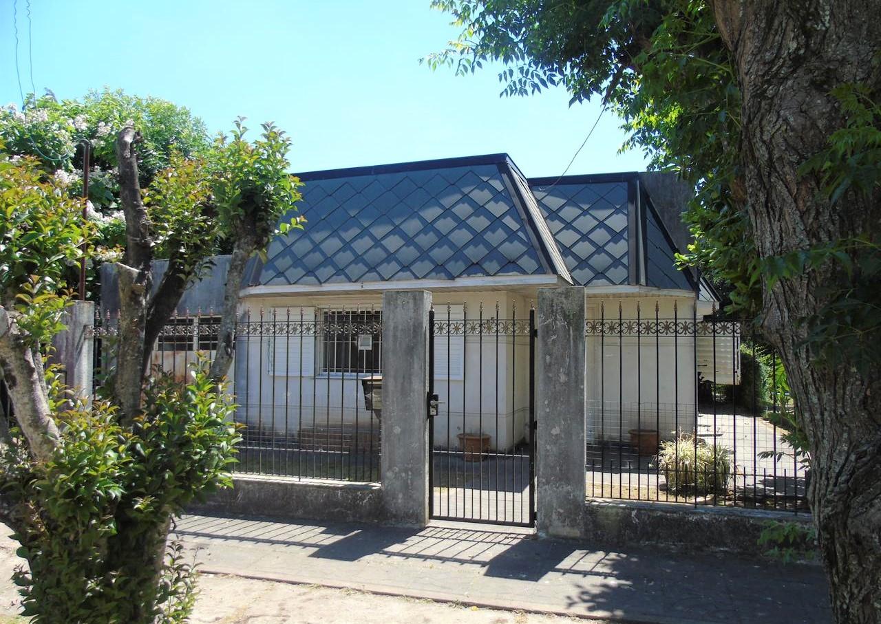 #5407871 | Venta | Casa | Manuel B Gonnet (Otero Rossi y Cía.)