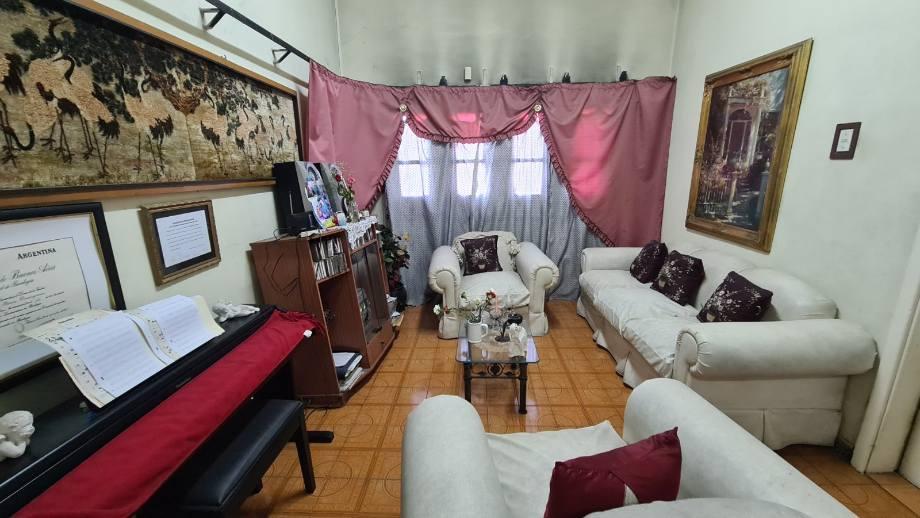 #5451959 | Venta | Casa | Lanus Este (Pilares Propiedades)