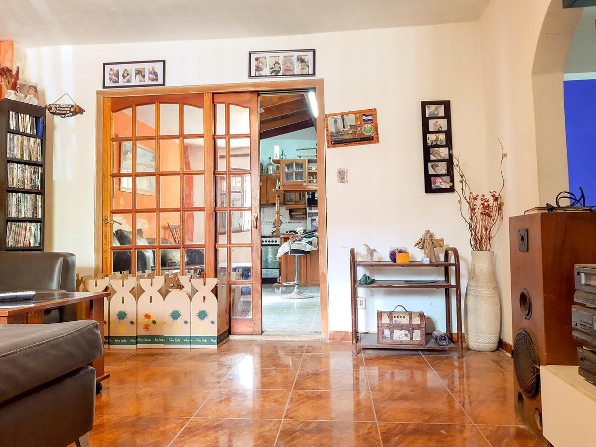 #1884076 | Venta | Casa | Jose Leon Suarez (Laura Farias Propiedades)