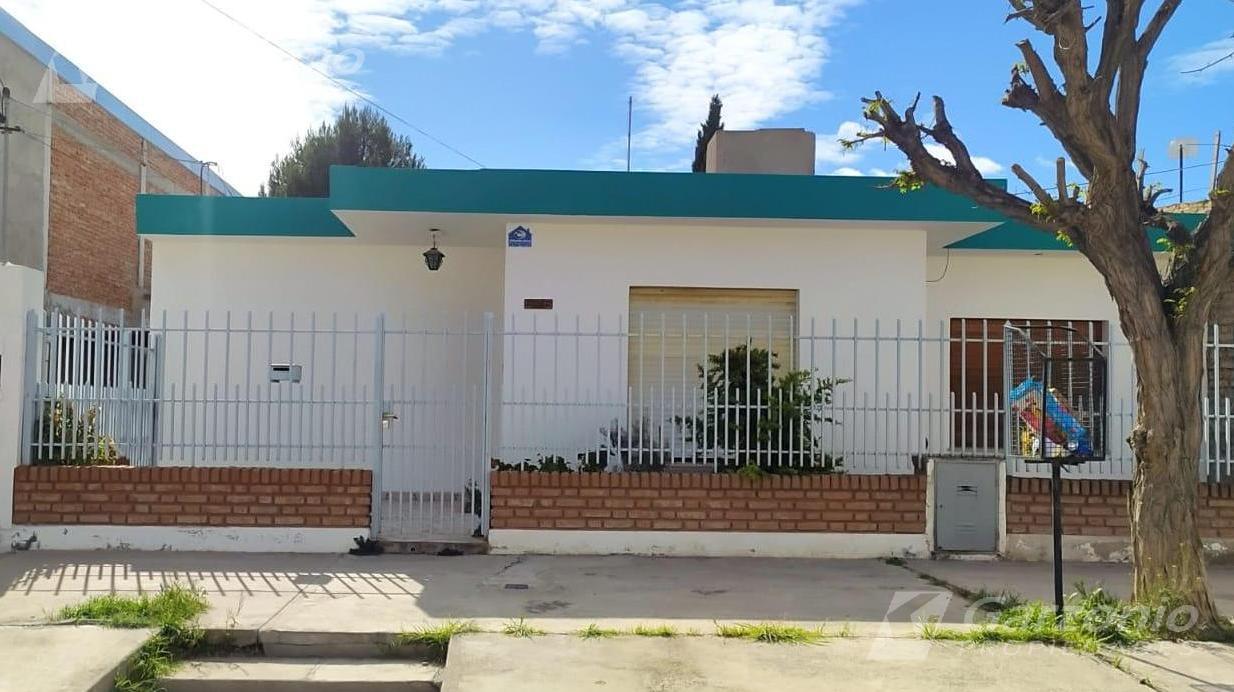 #5463932 | Venta | Casa | Trelew (Garzonio Propiedades)