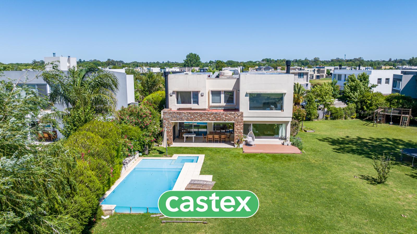 #5416974 | Venta | Casa | El Canton (Castex Tigre)