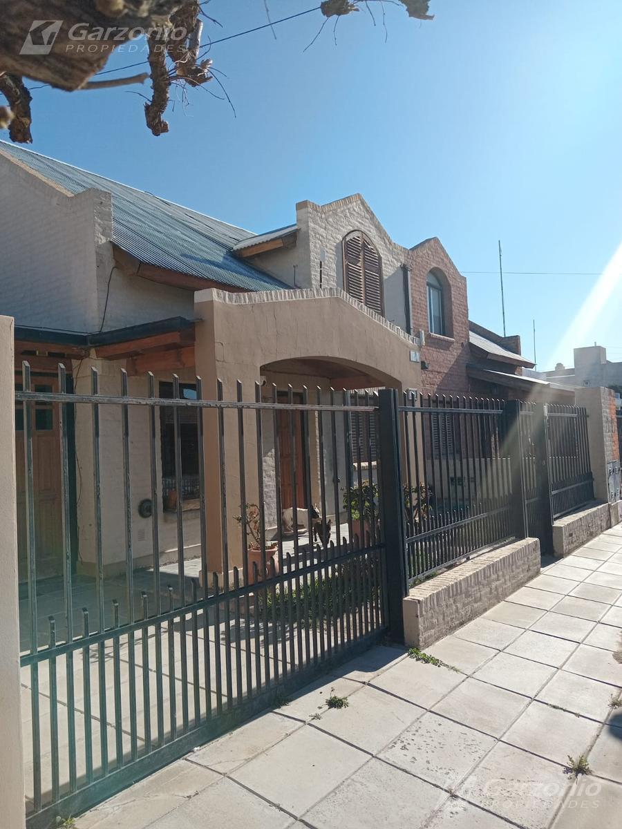 #5463933 | Venta | Casa | Trelew (Garzonio Propiedades)