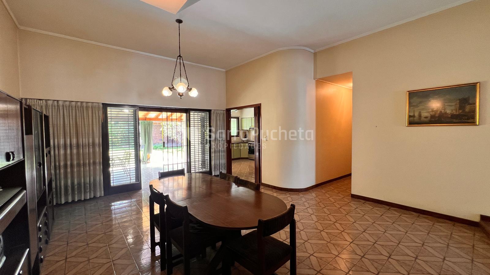 #5421713 | Sale | House | Villa Sarmiento (Sarro Pucheta Propiedades)