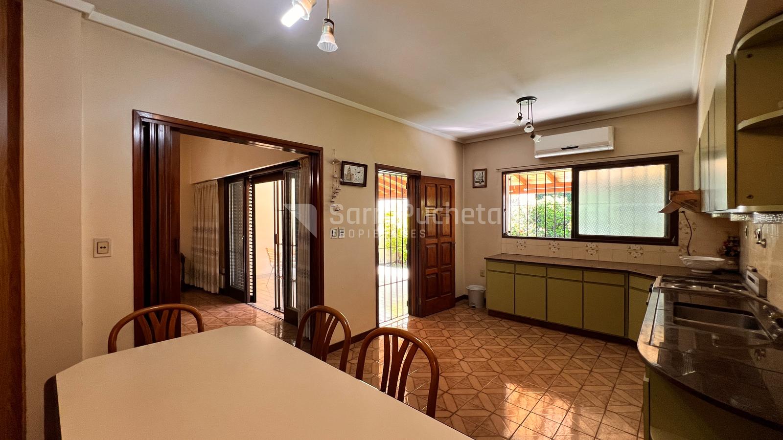 #5421713 | Sale | House | Villa Sarmiento (Sarro Pucheta Propiedades)