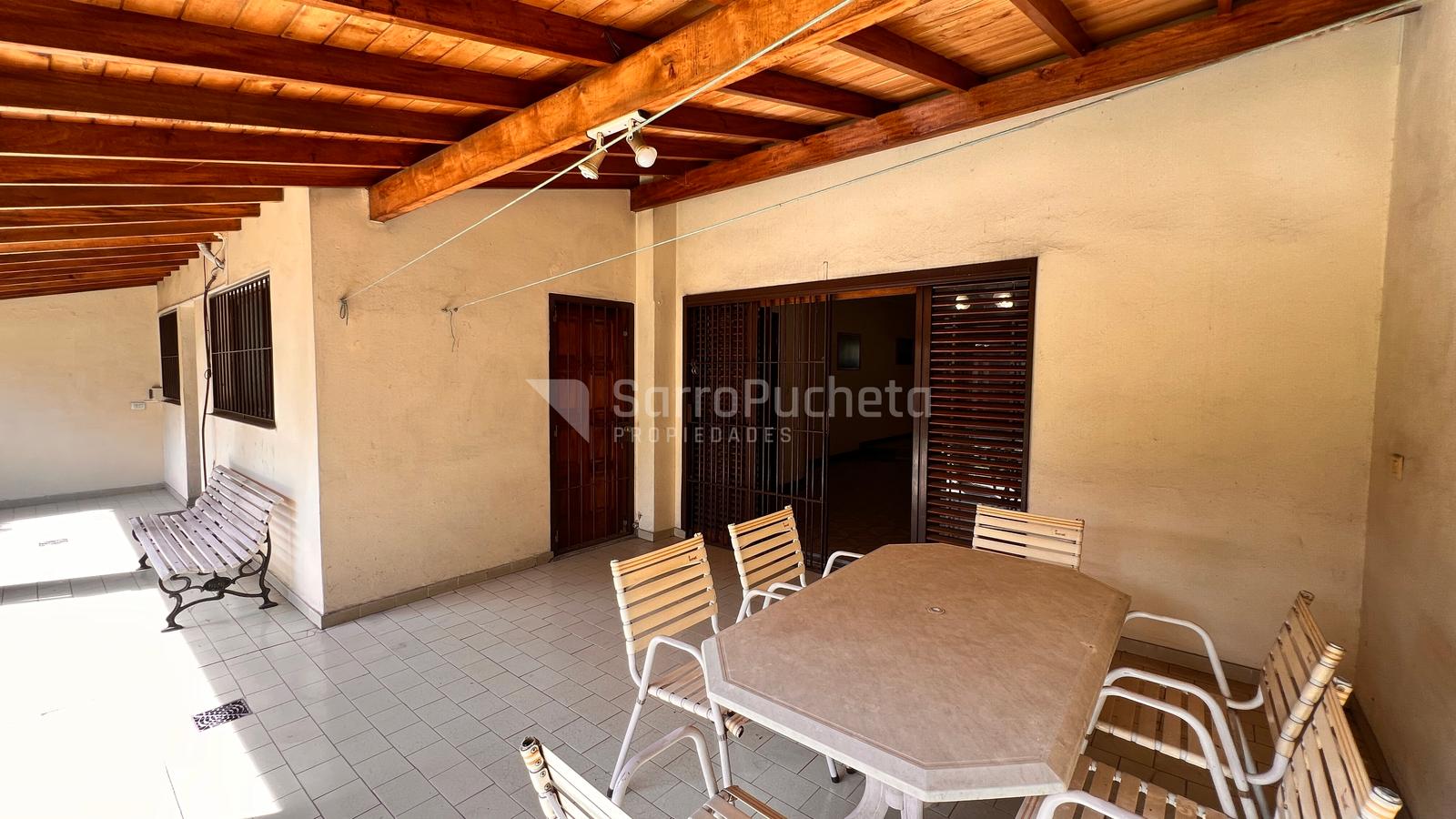 #5421713 | Sale | House | Villa Sarmiento (Sarro Pucheta Propiedades)