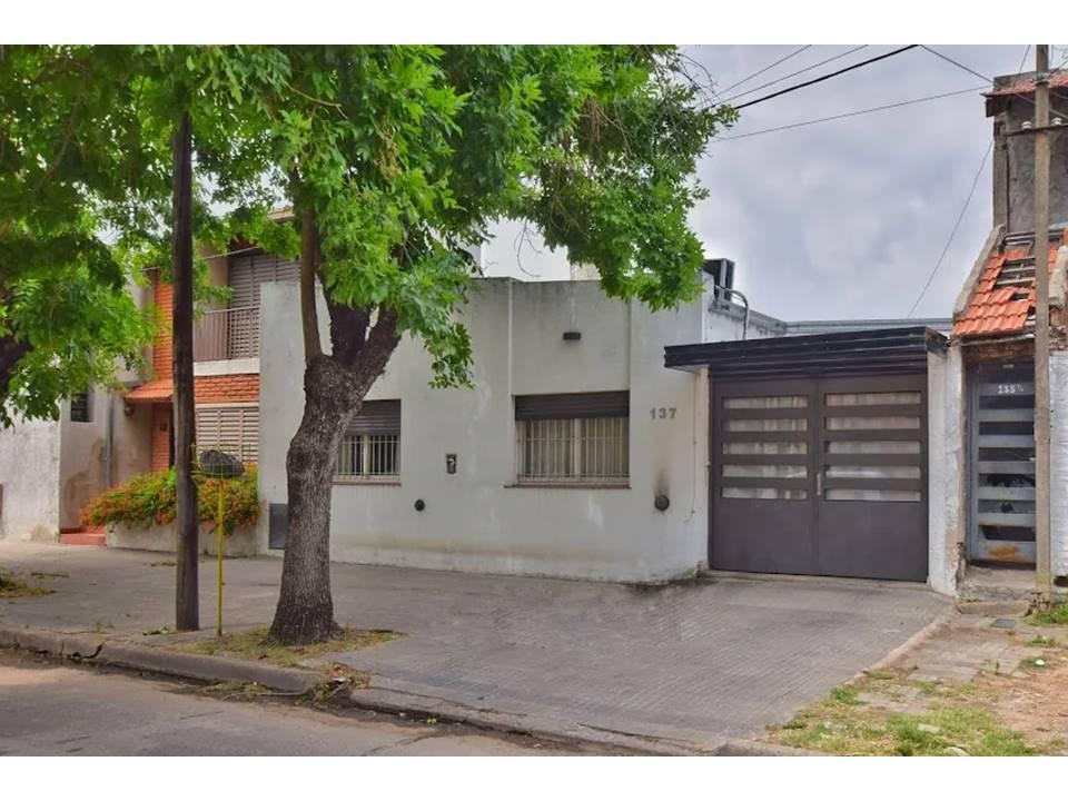 #3613432 | Venta | Casa | La Plata (Otero Rossi y Cía.)