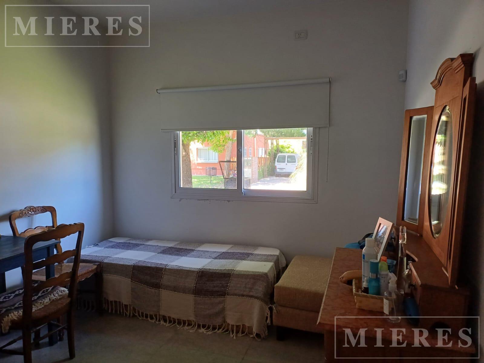 #5457508 | Alquiler | Casa | Manzanares Chico (Mieres Propiedades)