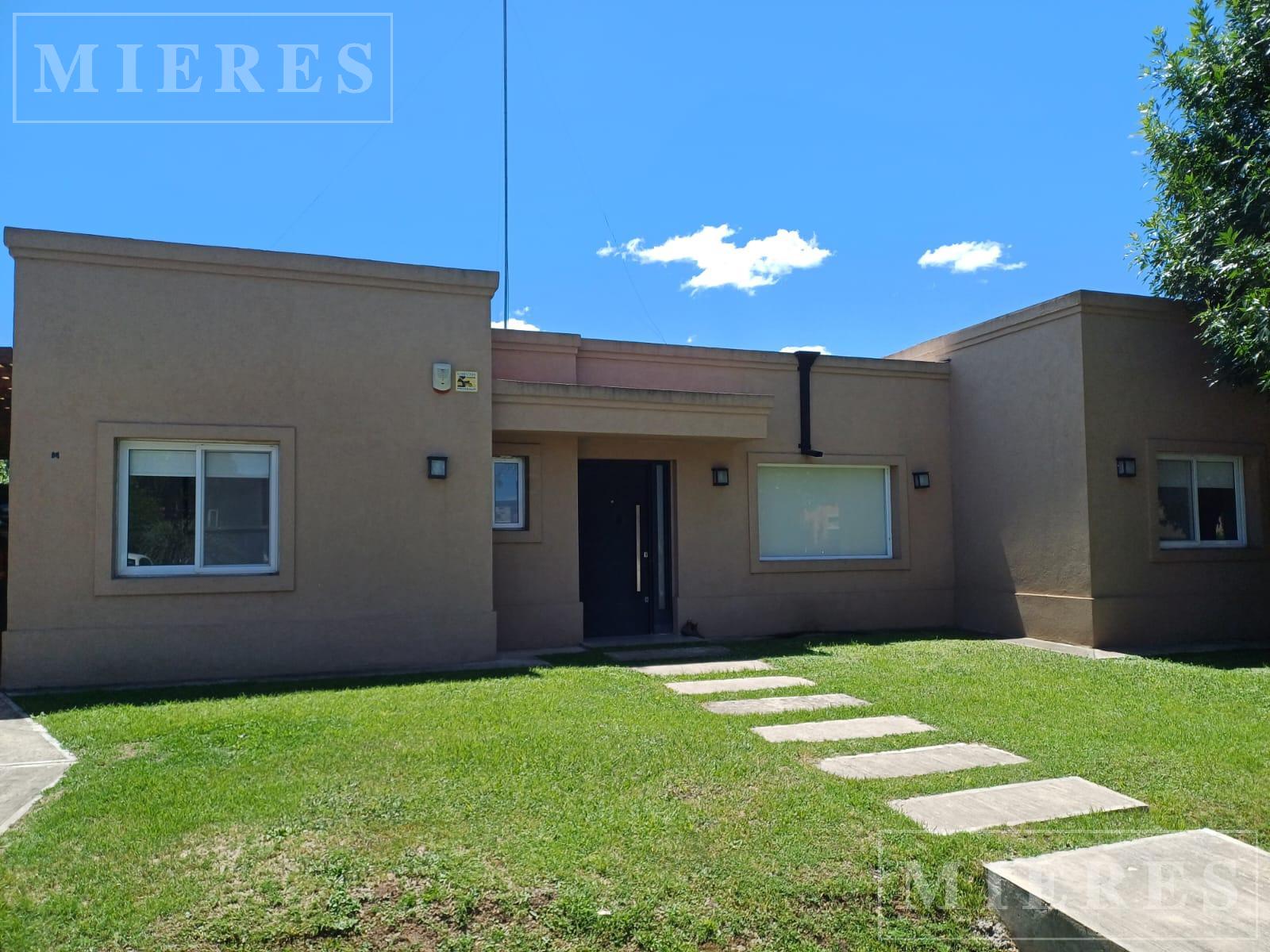 #5457509 | Alquiler | Casa | Manzanares Chico (Mieres Propiedades)