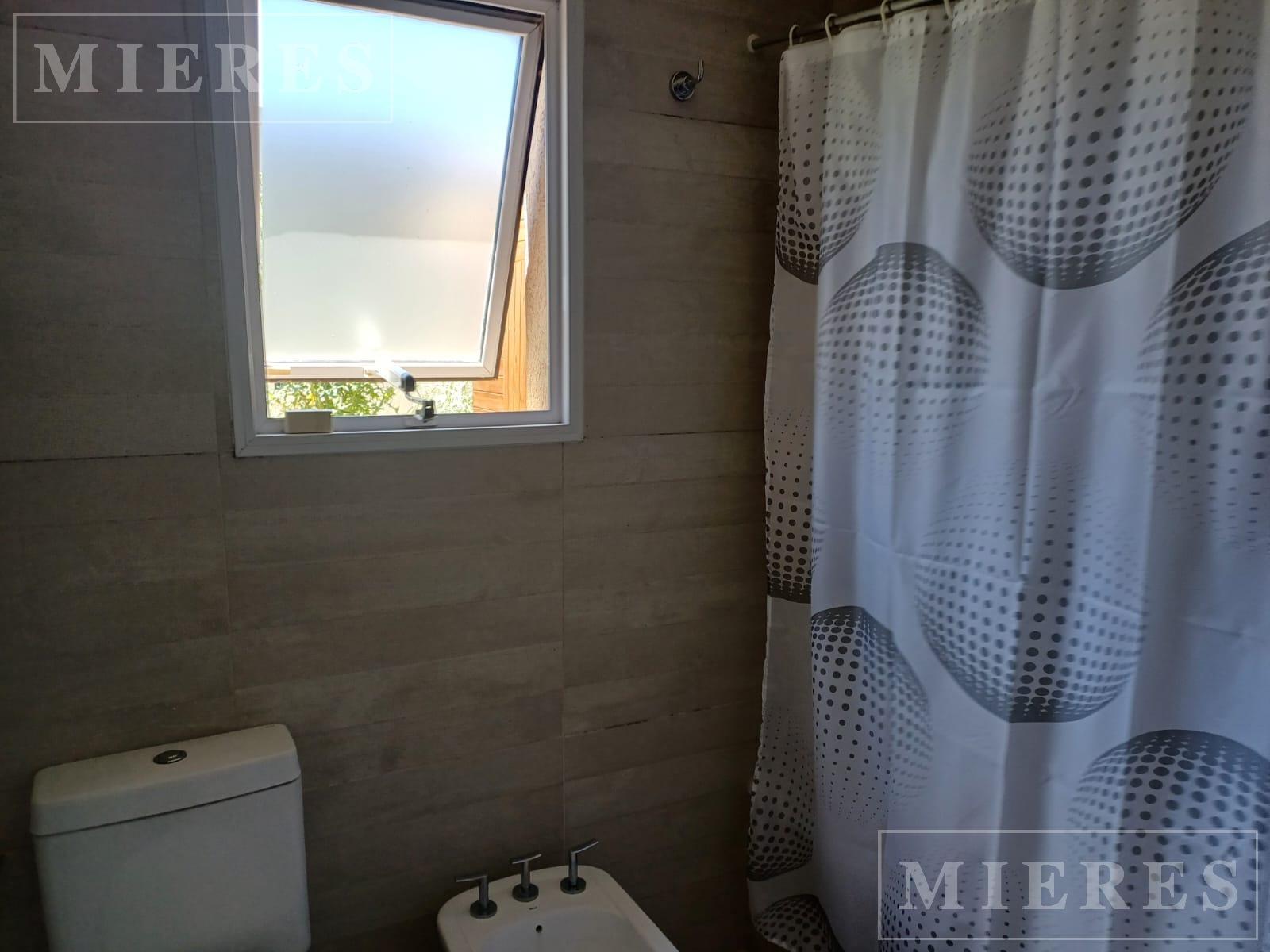 #5457508 | Alquiler | Casa | Manzanares Chico (Mieres Propiedades)