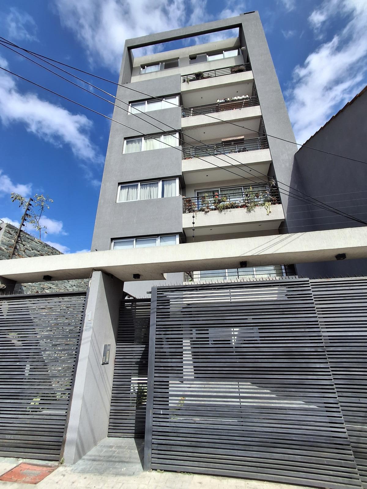 #5460300 | Alquiler | Departamento | Banfield (Pitton Inmobiliaria)