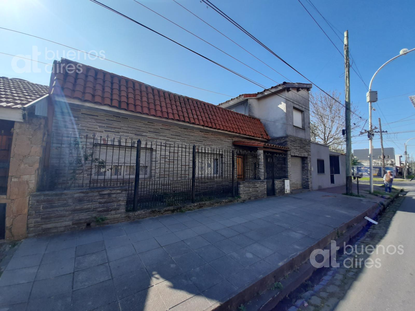 #5435906 | Venta | Casa | Remedios De Escalada (At Buenos Aires)