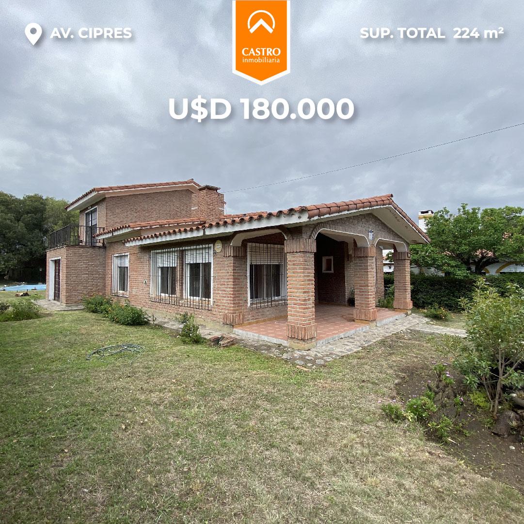 #5455305 | Venta | Casa | Centro (Castro Inmobiliaria)