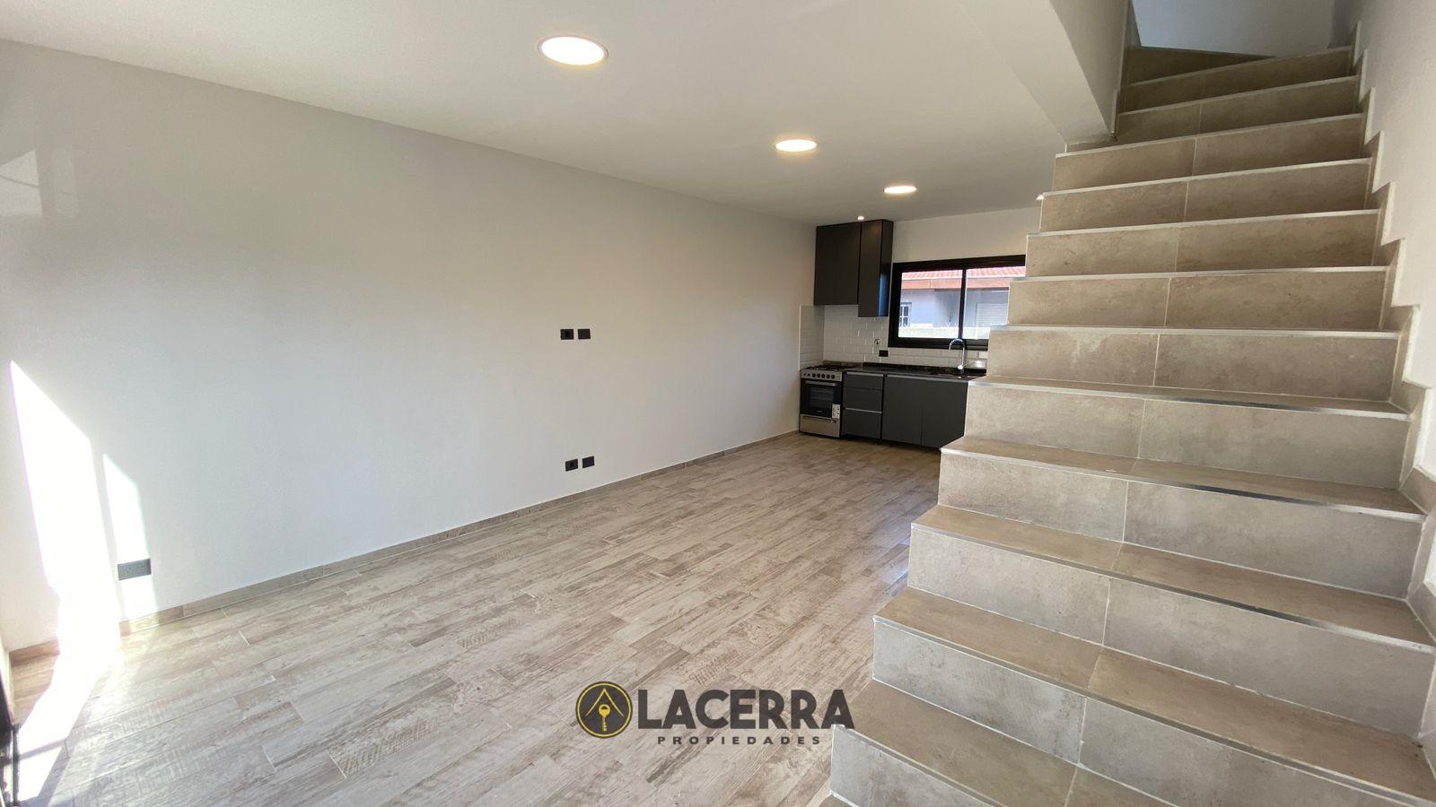 #5440088 | Venta | Casa | Villa Ballester (Lacerra Propiedades)