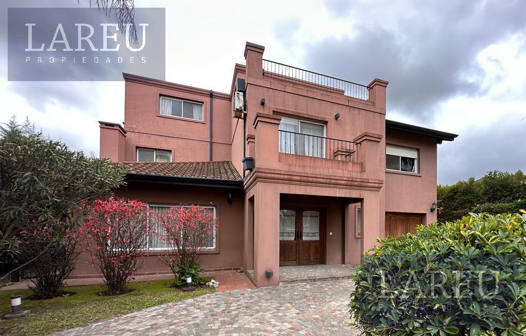 #4383334 | Venta | Casa | Bermudas (LAREU Propiedades)