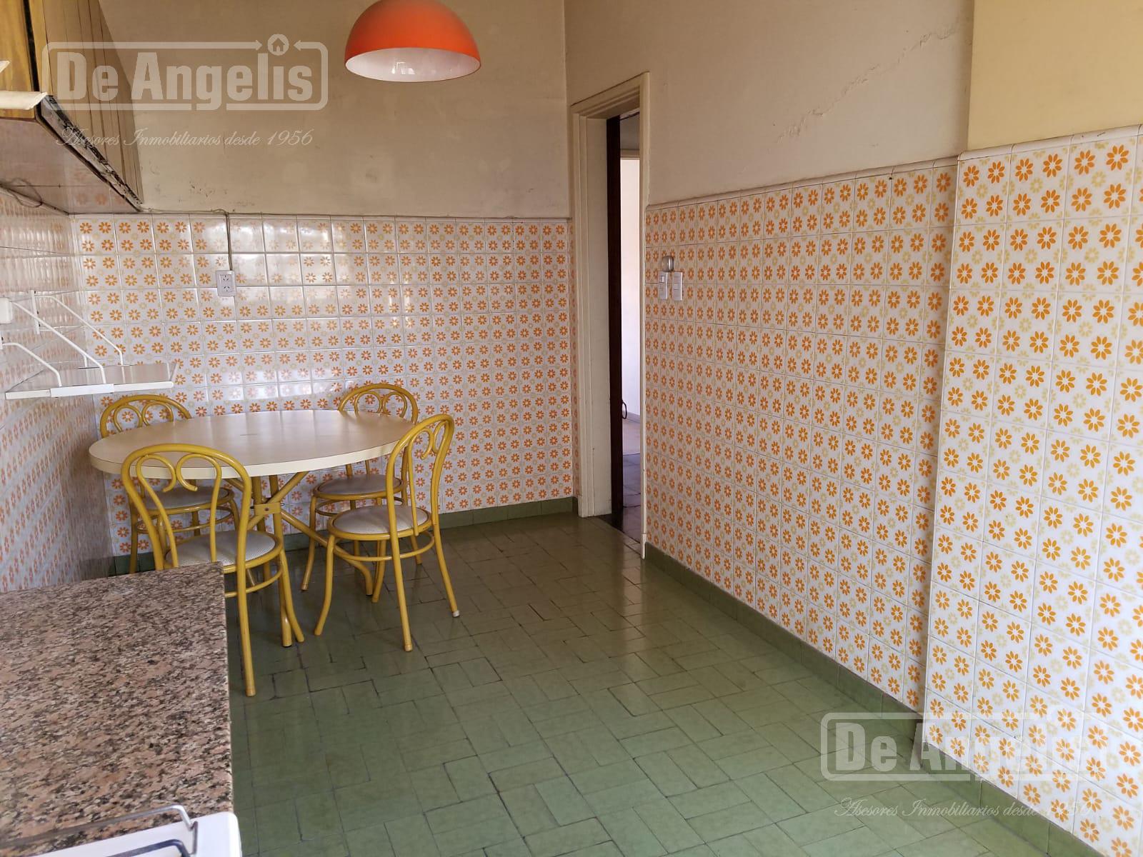 #5052622 | Venta | PH | Moron (De Angelis Propiedades)