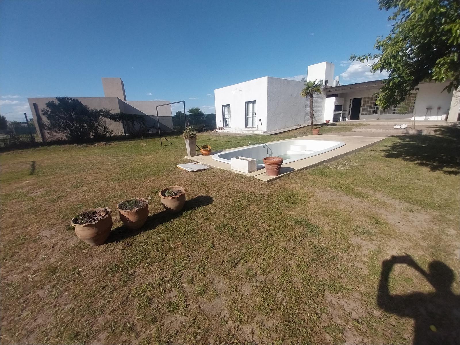 #5438883 | Alquiler | Casa | Las Moras (Armanino Negocios Inmobiliarios)