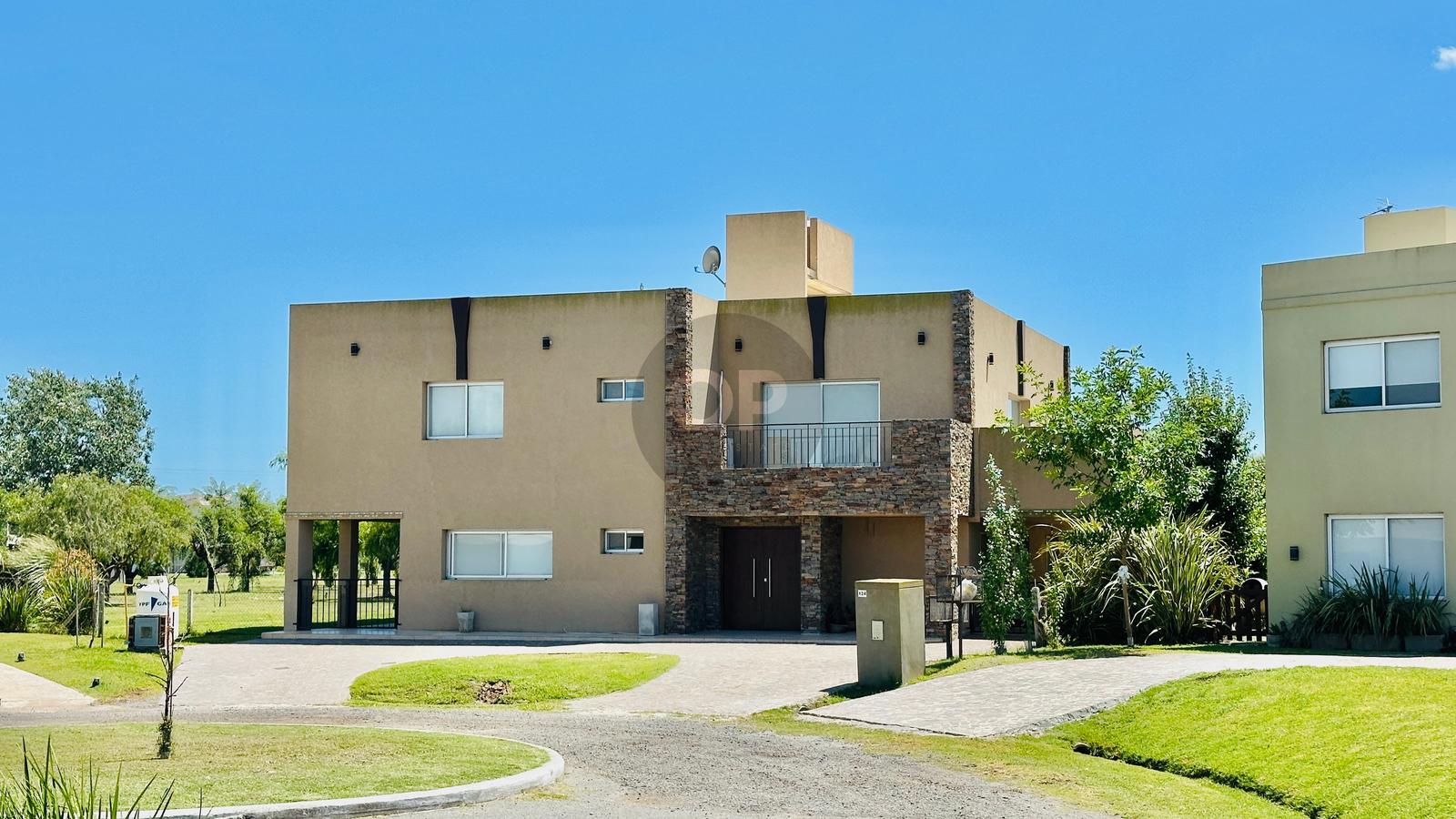 #5488158 | Venta | Casa | Islas Orcadas Del Sur (Cintia Ochoa Negocios Inmobiliarios)