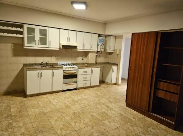 #5482612 | Venta | Departamento | San Cristobal (Estudio Yacoub)