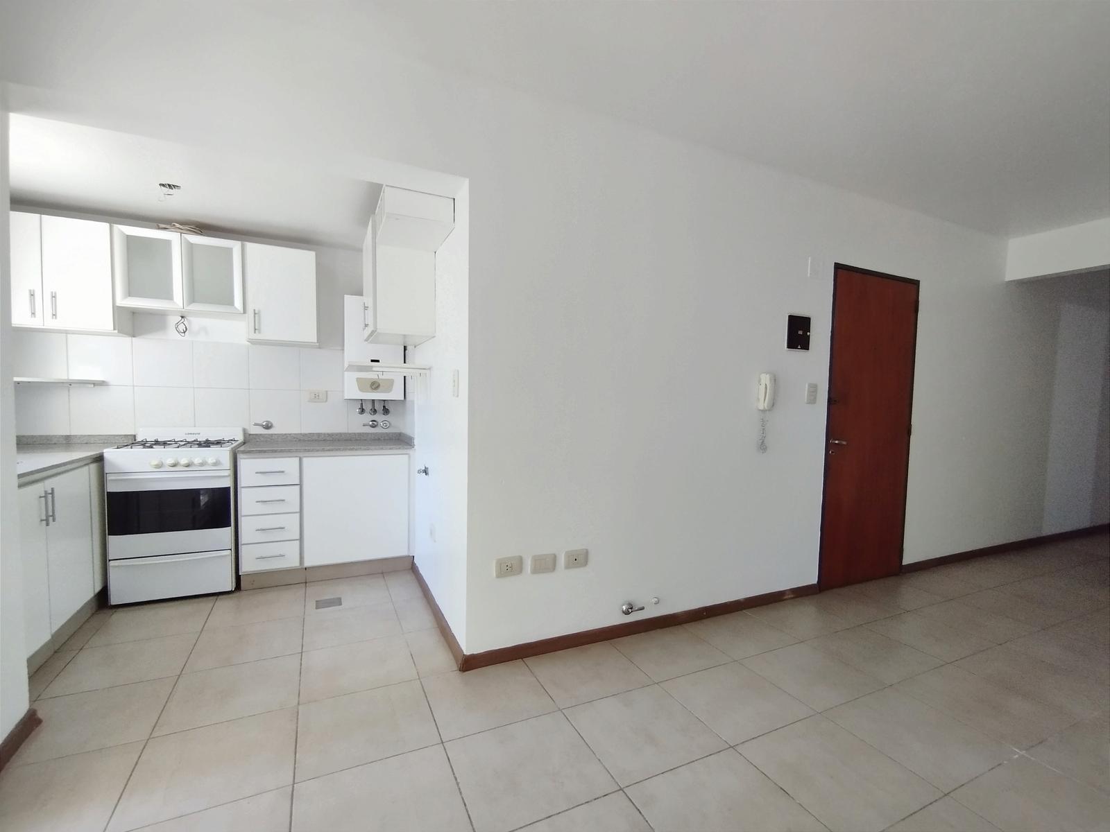 #5480279 | Venta | Departamento | Echesortu (Martin Bruni Propiedades)