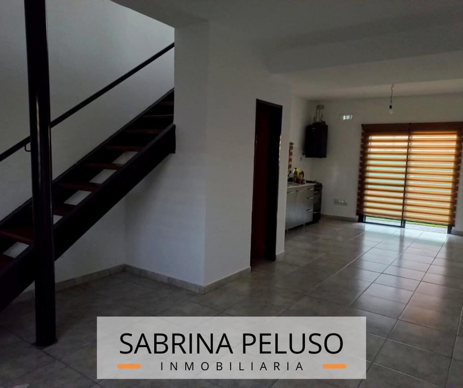 #2285845 | Venta | Casa | Banfield (Pitton Inmobiliaria)