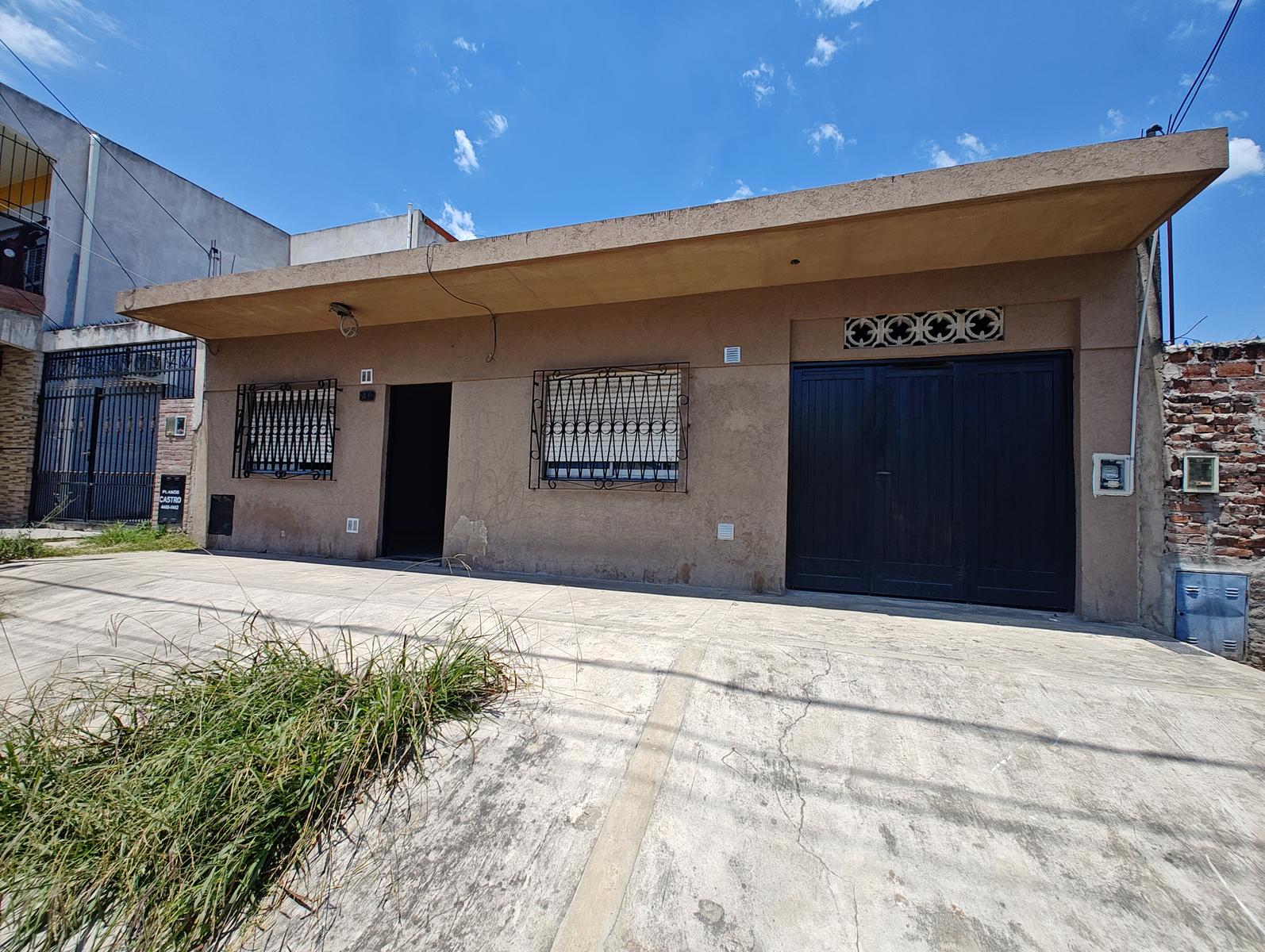 #5487680 | Alquiler | Casa | Gregorio De Laferrere (Ferreyra Operaciones Inmobiliarias)